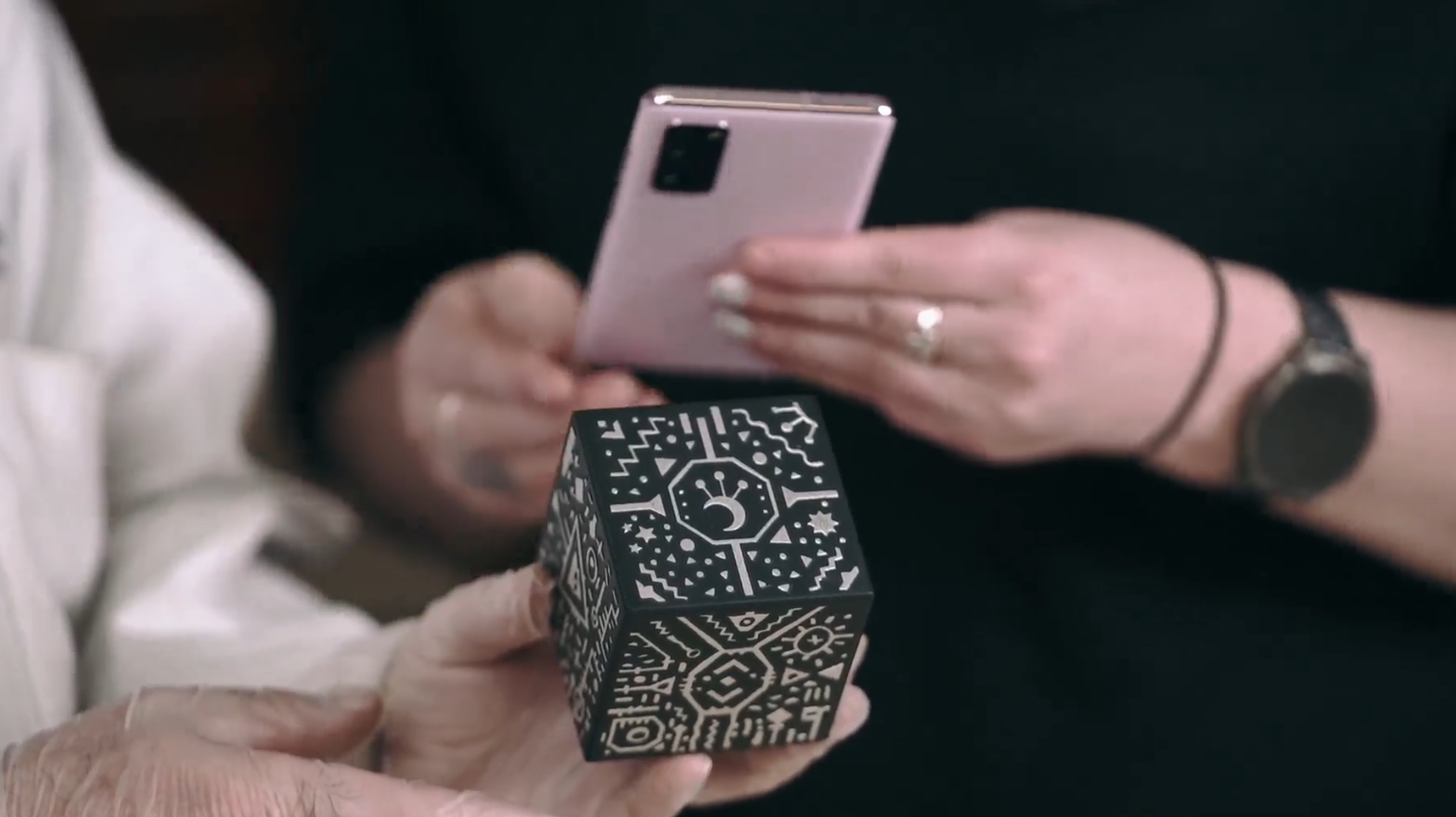Merge Cube
